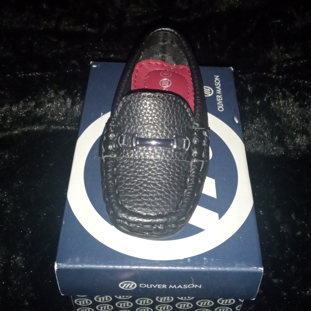 Oliver Mason size 4 black